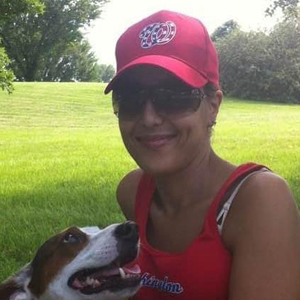 Professional portrait of a woman in her 40s smiling